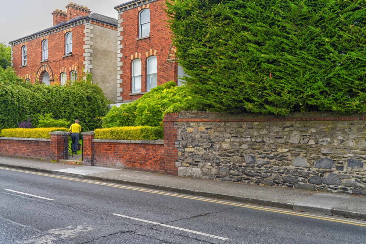 RANELAGH AND NEARBY - I WALKED FROM LEESON STREET TO THE LUAS TRAM STOP  002