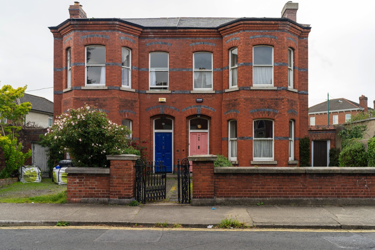 RANELAGH AND NEARBY - I WALKED FROM LEESON STREET TO THE LUAS TRAM STOP  016