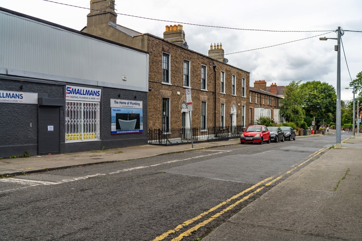 RANELAGH AND NEARBY - I WALKED FROM LEESON STREET TO THE LUAS TRAM STOP  022