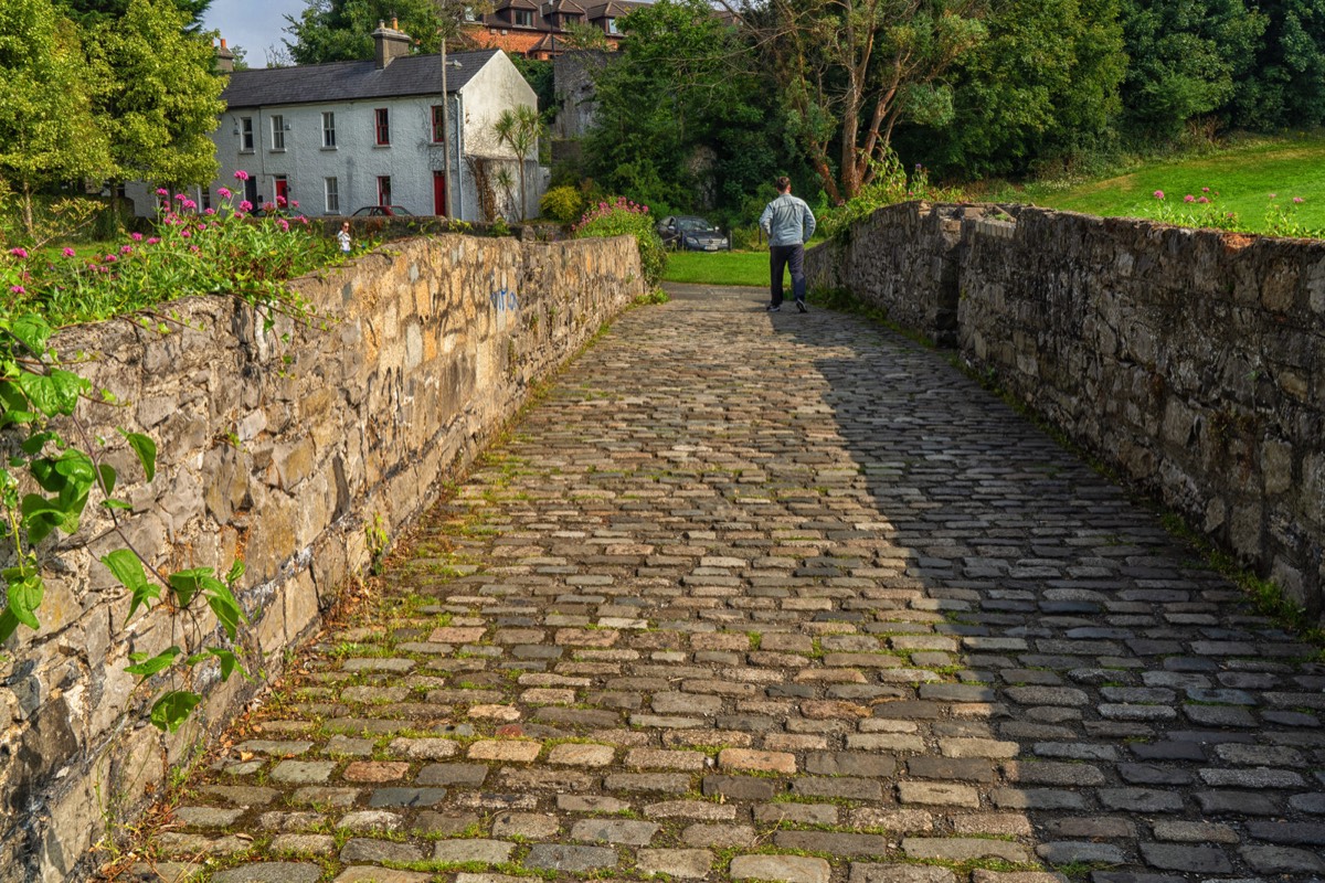 PACKHORSE BRIDGE ACROSS THE DODDER -  1650s STONE FOOTBRIDGE IN MILLTOWN  003