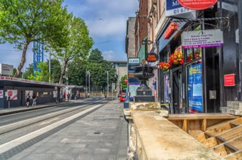  8 DAWSON STREET AT THE LUAS TRAM STOP 