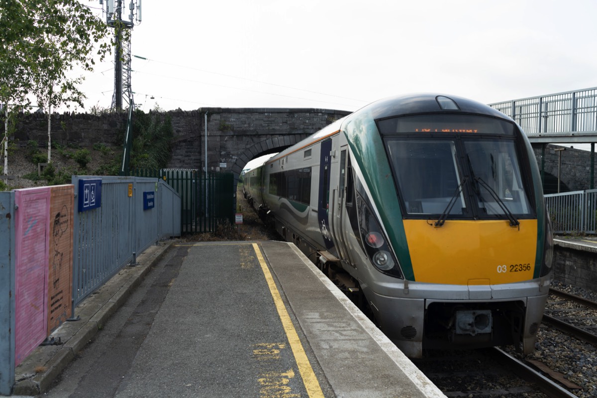 BROOMBRIDGE RAILWAY STATION BESIDE THE LUAS TRAM STOP 006