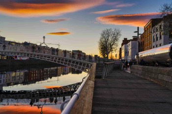  HALFPENNY BRIDGE 