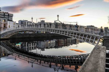  HALFPENNY BRIDGE 