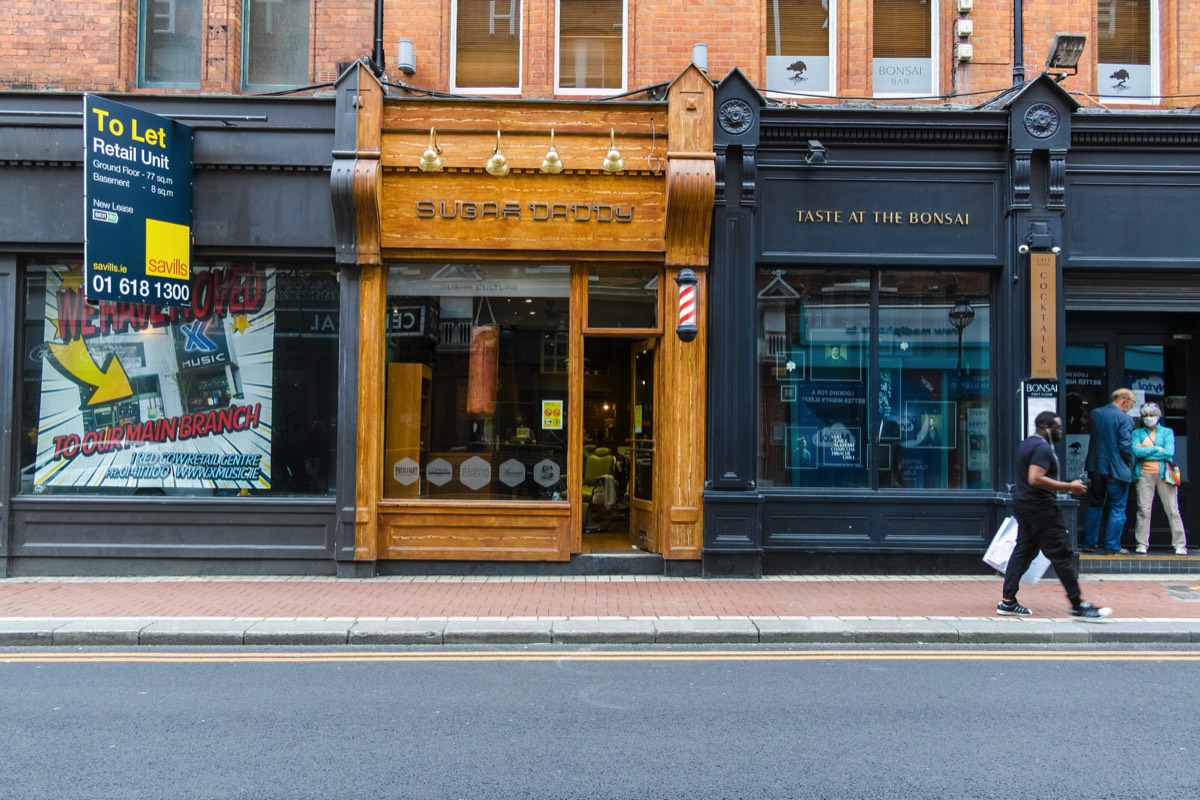 PEDESTRIANISED ON A TRIAL BASIS FOR FOUR WEEKENDS  003