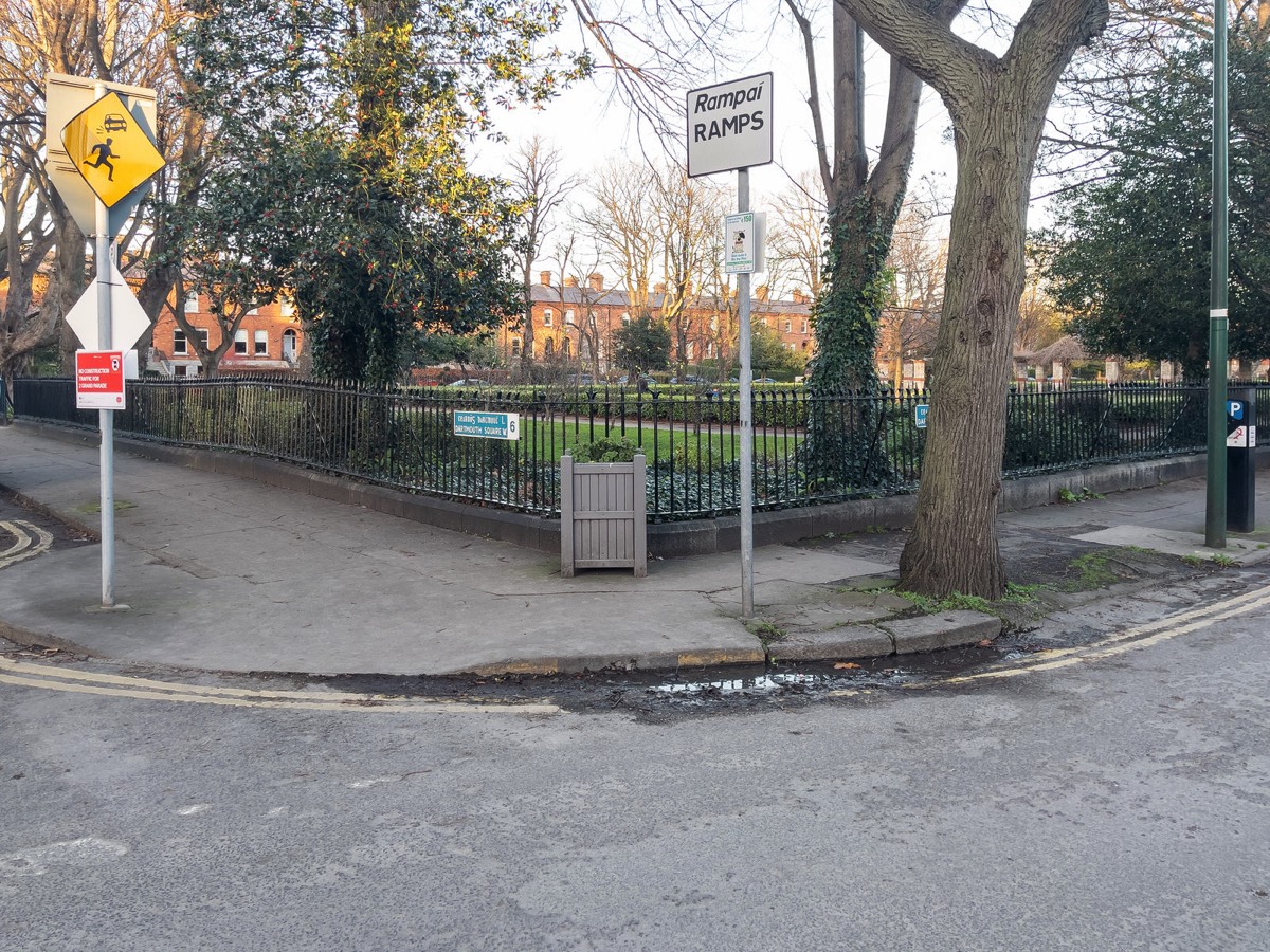 DARTMOUTH SQUARE AND PUBLIC PARK 001