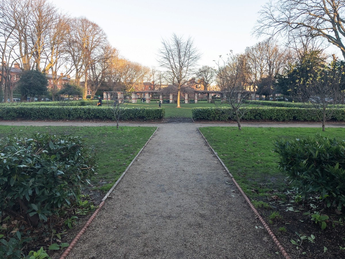 DARTMOUTH SQUARE AND PUBLIC PARK 003