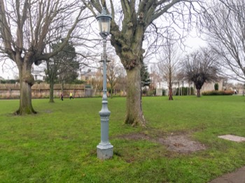  THE VERY POPULAR PEOPLES PARK IN DUN LAOGHAIRE 