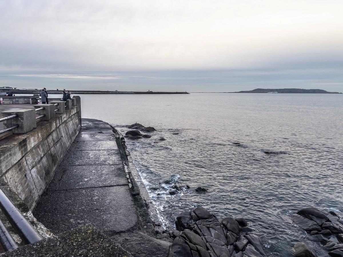 WATERFRONT IN DUN LAOGHAIRE - MARINE PARADE SCOTSMAN