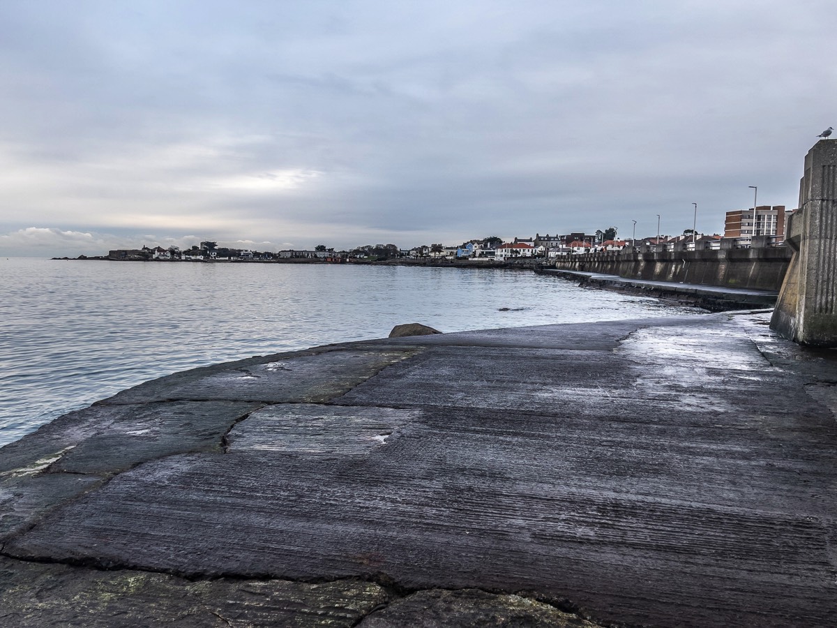 WATERFRONT IN DUN LAOGHAIRE - MARINE PARADE SCOTSMAN