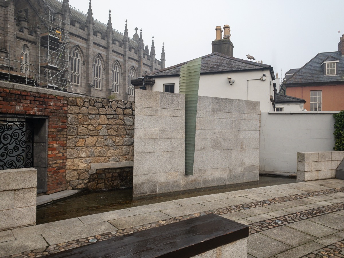 Garda Síochána Memorial Garden 003