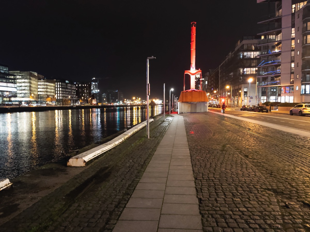THE DIVING BELL IN  DUBLIN DOCKLANDS 003