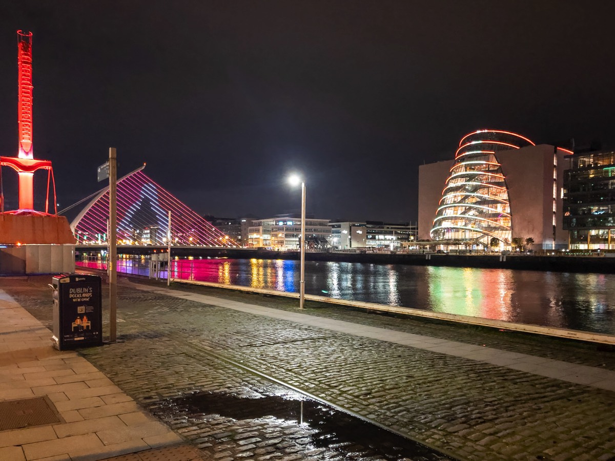 THE DIVING BELL IN  DUBLIN DOCKLANDS 007