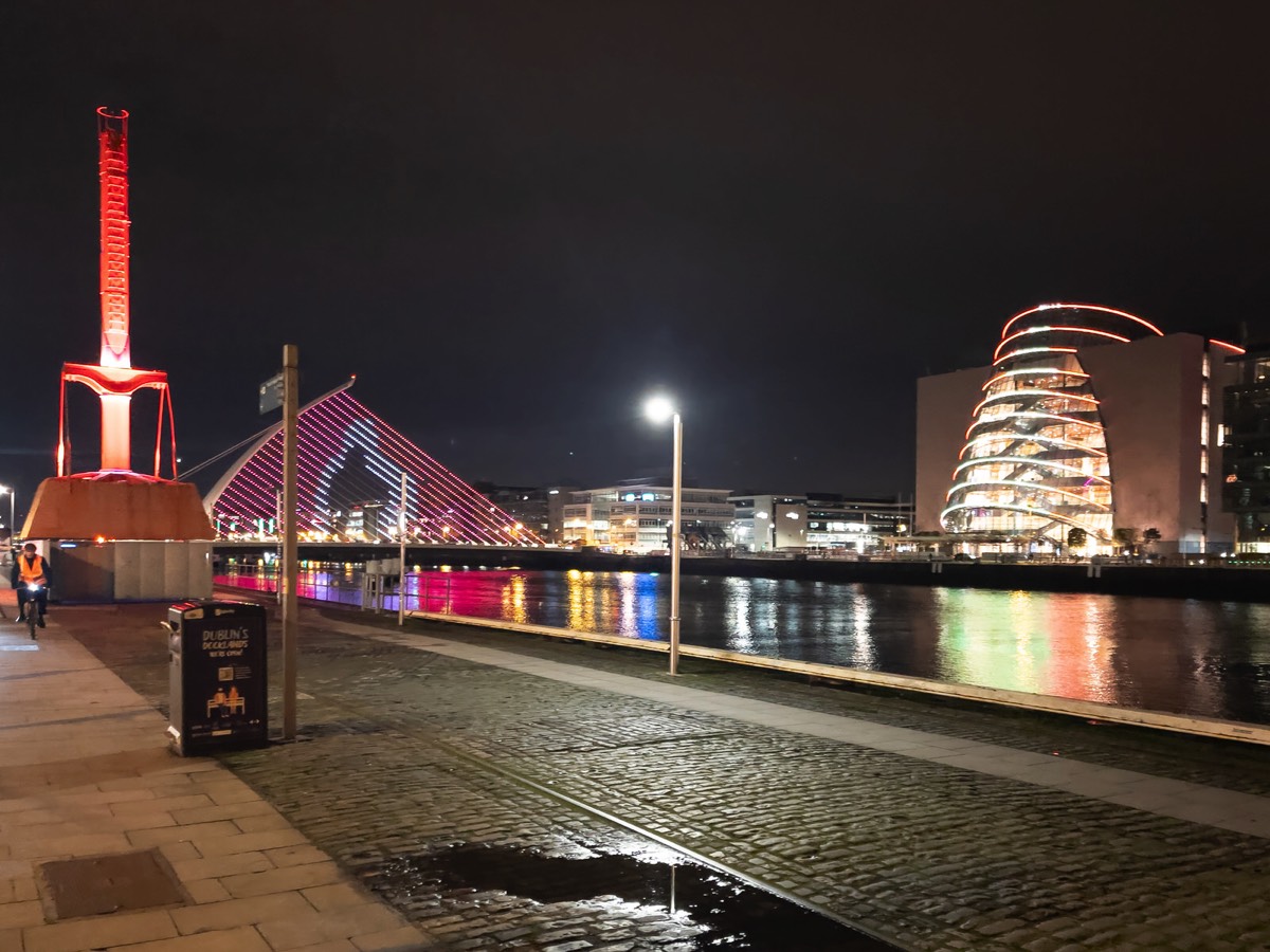 THE DIVING BELL IN  DUBLIN DOCKLANDS 008