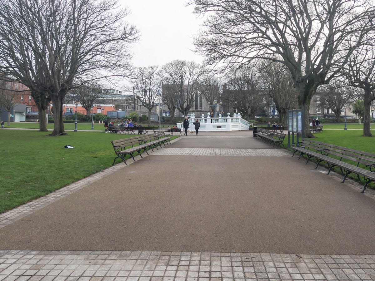 THE VERY POPULAR PEOPLES PARK IN DUN LAOGHAIRE 002