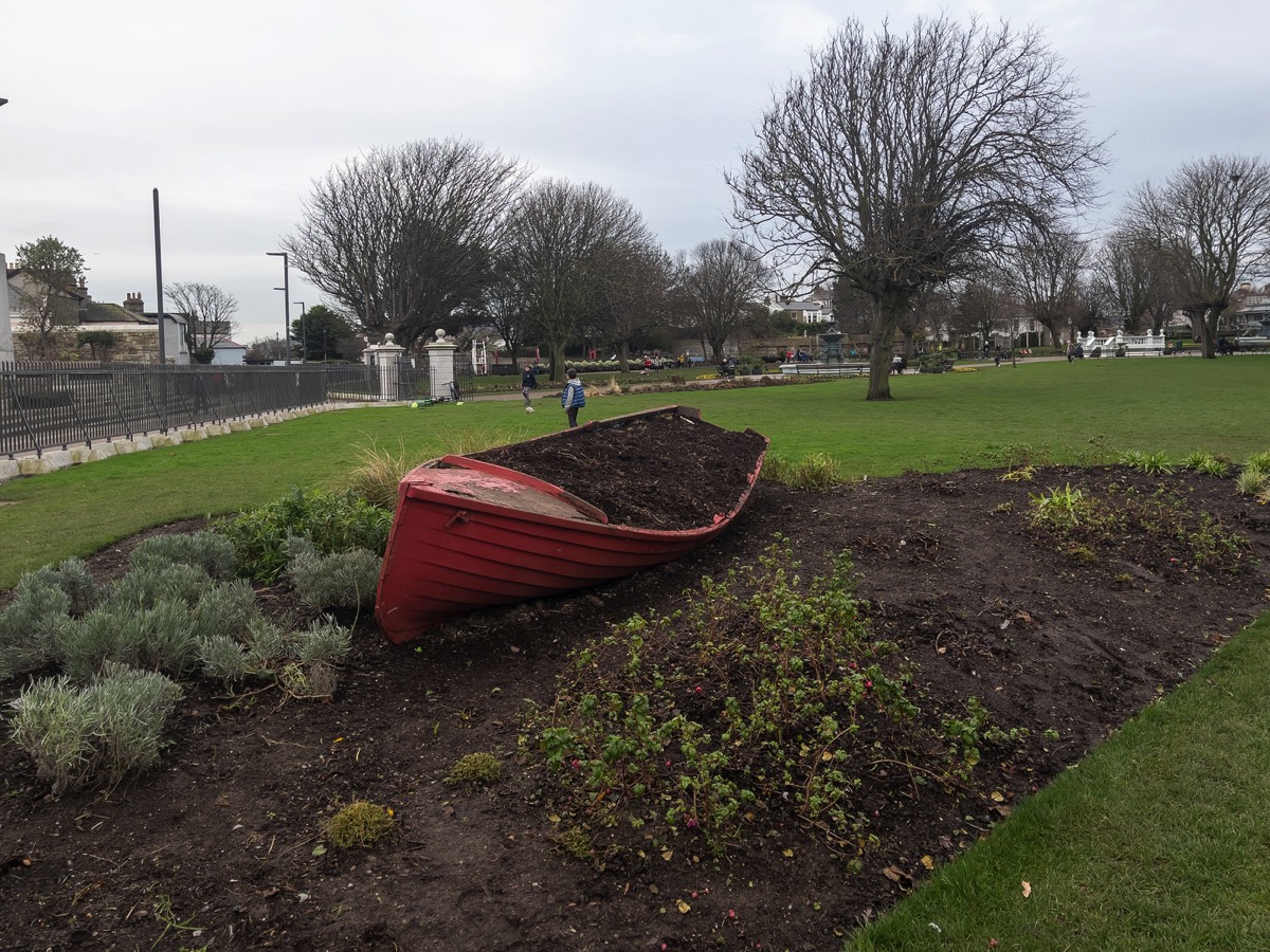 THE VERY POPULAR PEOPLES PARK IN DUN LAOGHAIRE 005