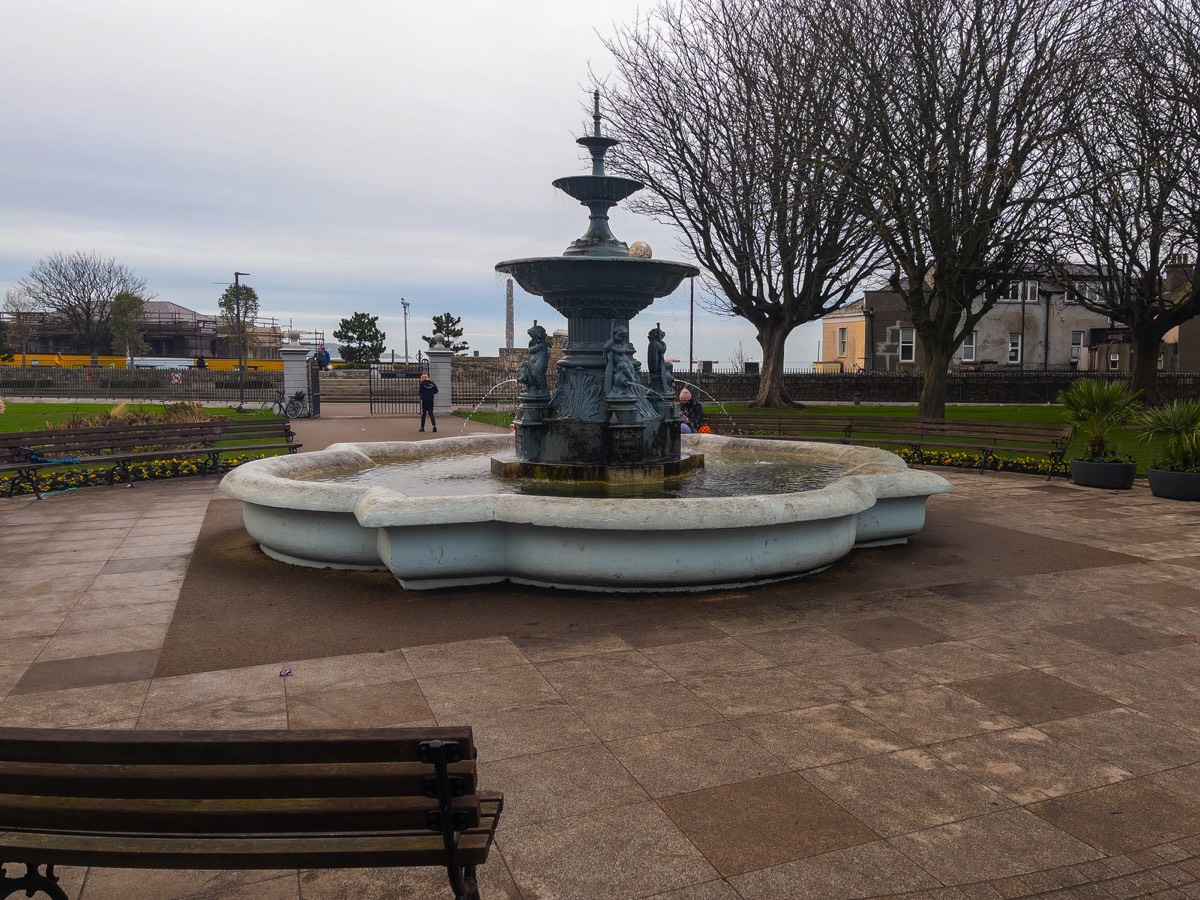 THE VERY POPULAR PEOPLES PARK IN DUN LAOGHAIRE 024