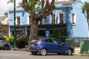  THIS WAS THE SOBER LANE PUB NOW THE MERRY COBBLER 