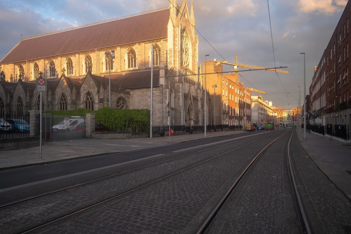 THE STREET IS ALMOST EMPTY 005