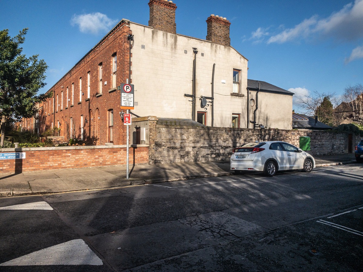 LATE AUTUMN IN RATHGAR - GARVILLE AVENUE  012