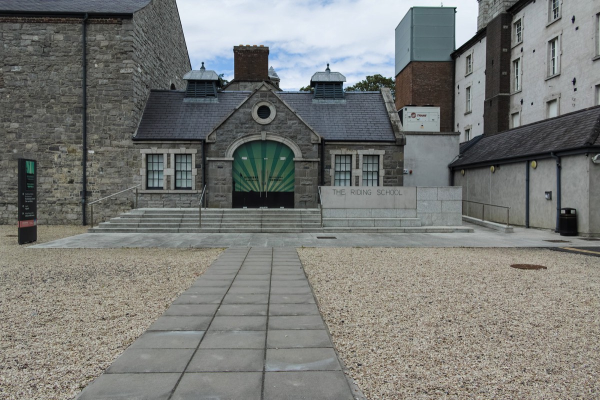 NATIONAL MUSEUM OF IRELAND - DECORATIVE ARTS AND HISTORY 008