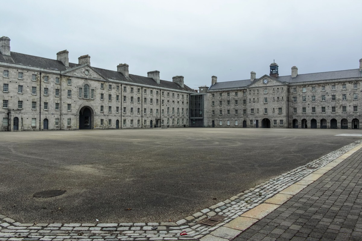 NATIONAL MUSEUM OF IRELAND - DECORATIVE ARTS AND HISTORY 012