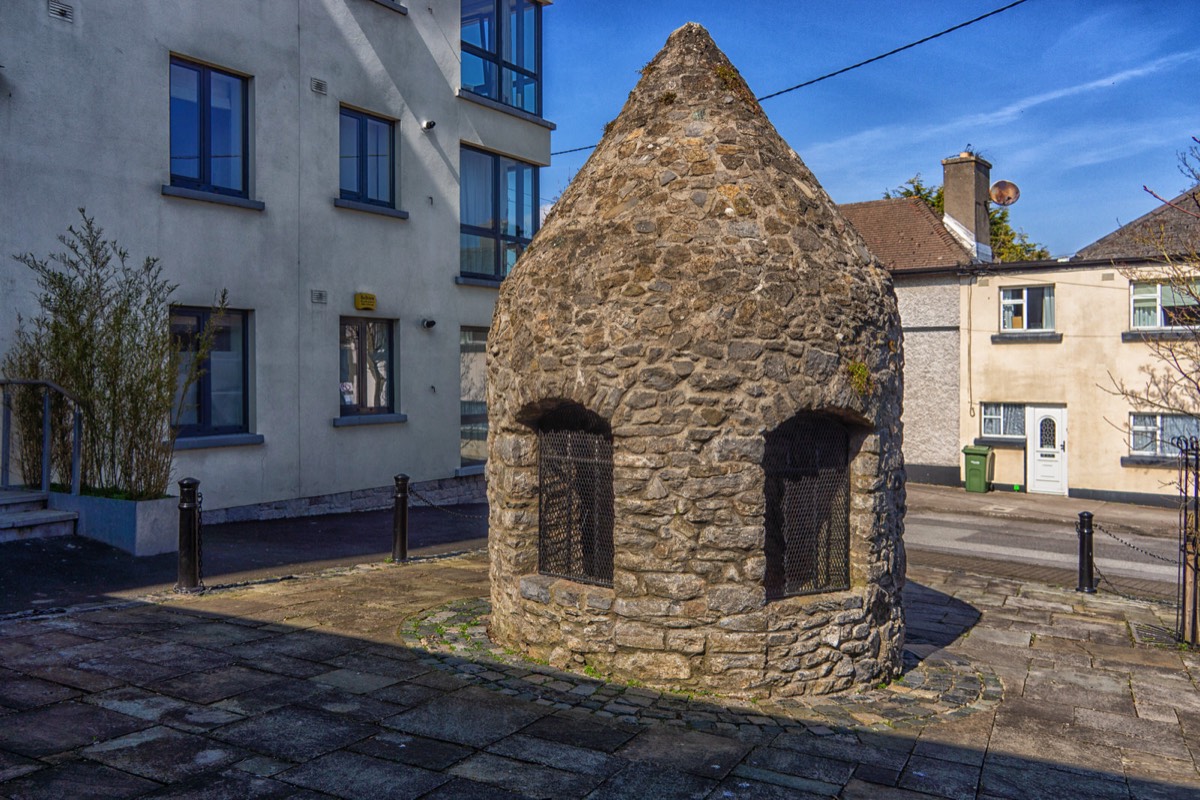 A COASTAL TOWN NORTH OF DUBLIN 002