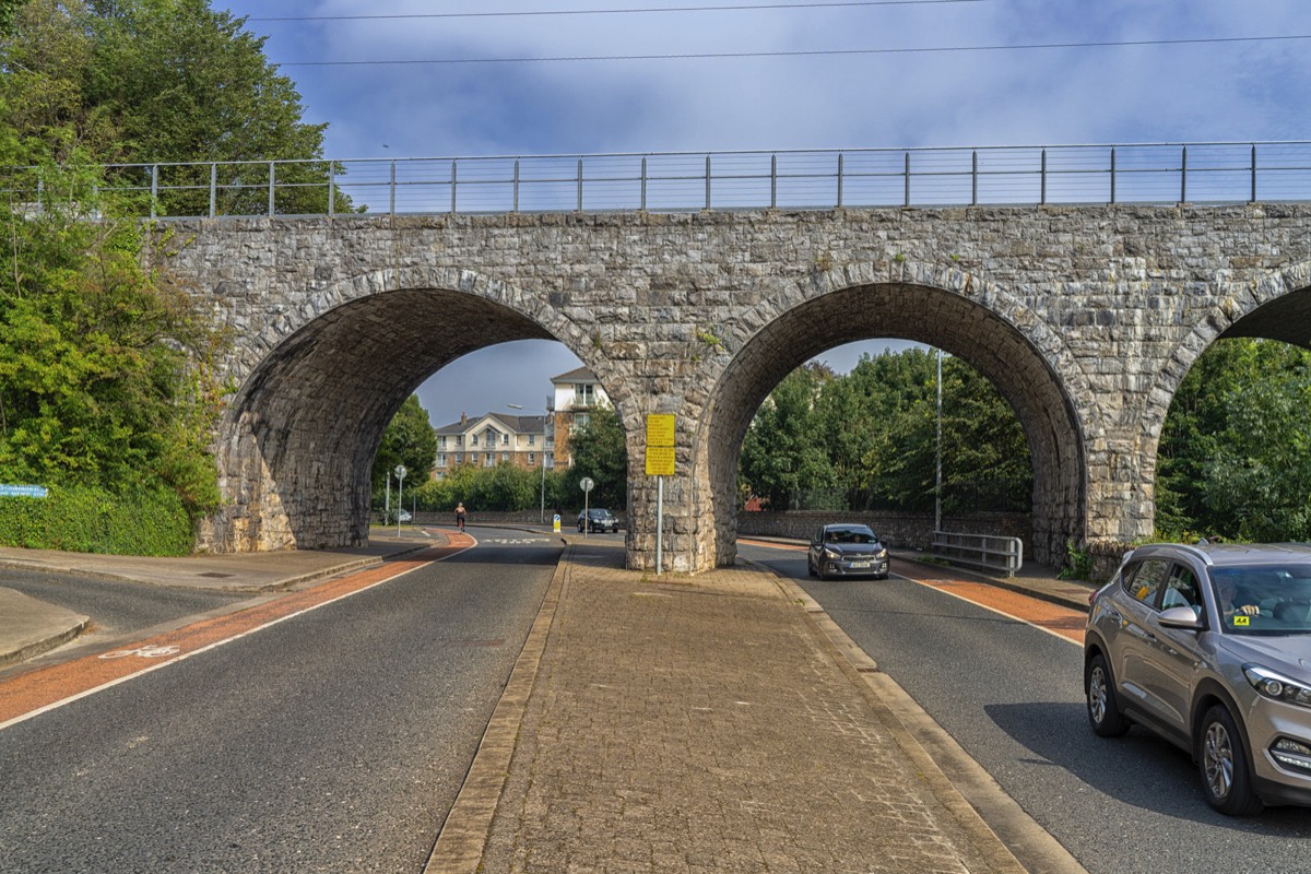 THE NINE ARCHES VIADUCT AND THE OLD LAUNDRY CHIMNEY 001