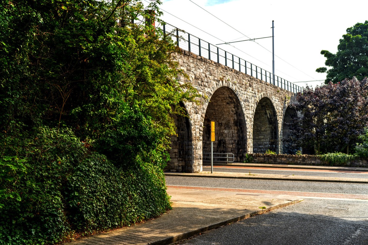 THE NINE ARCHES VIADUCT AND THE OLD LAUNDRY CHIMNEY 002