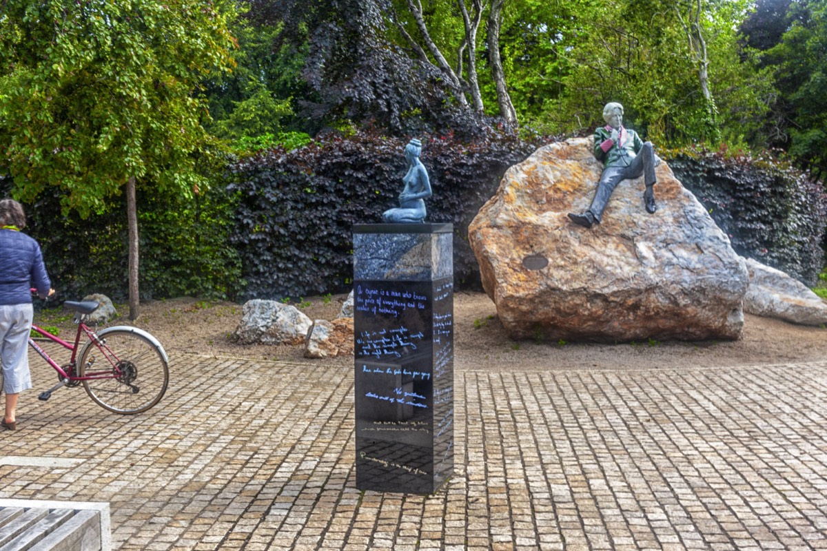 THE THREE ELEMENTS TO THE OSCAR WILDE SCULPTURE BY DANNY OSBORNE  - MERRION SQUARE PUBLIC PARK  010