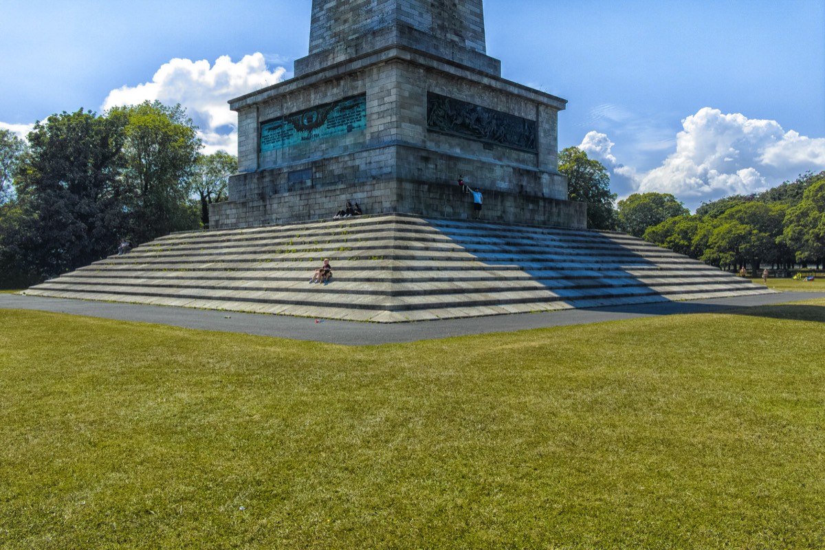 The Wellington Testimonial was built to commemorate the victories of Arthur Wellesley, 1st Duke of Wellington.  009