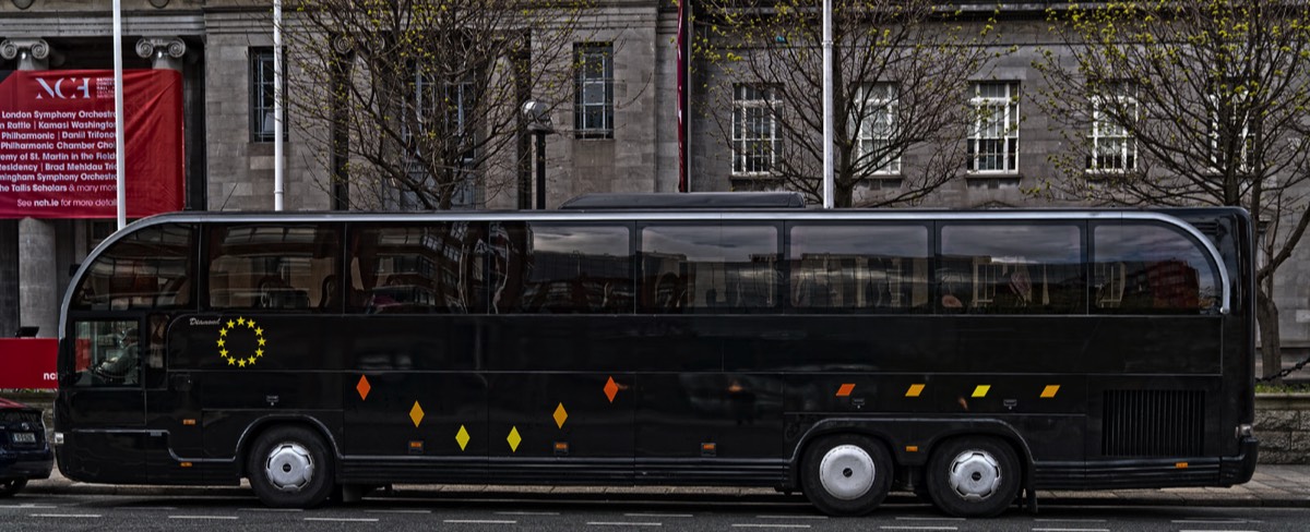 BLACK BUS OUTSIDE THE NATIONAL CONCERT HALL - EARLSFORT TERRACE 002