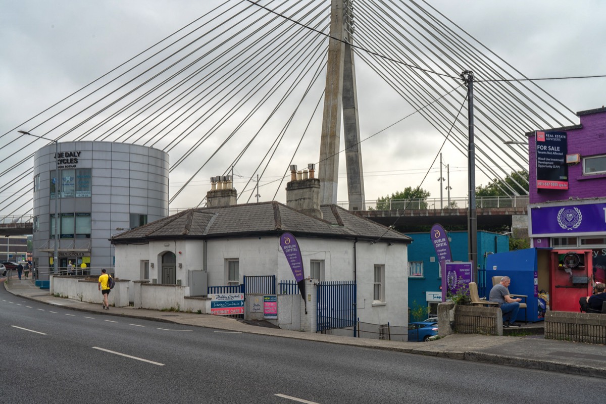 VIEWS OF THE WILLIAM DARGAN BRIDGE IN DUNDRUM 003