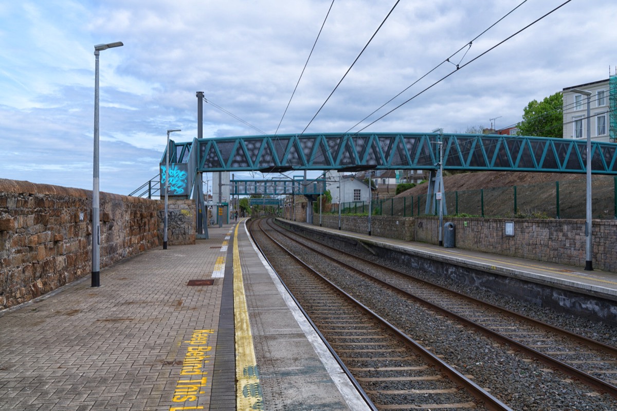 DART TRAIN STATION AT SEAPOINT 013