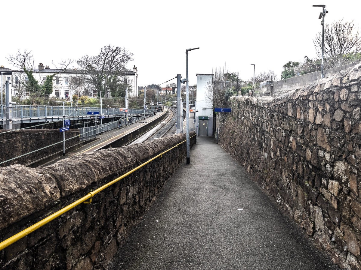SANDYCOVE AND GLASTHULE TRAIN STATION  002