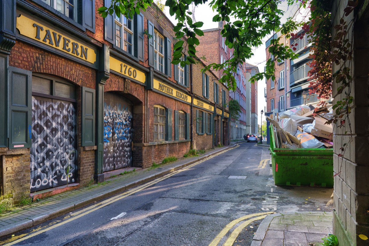 BACK LANE NEAR CHRIST CHURCH CATHEDRAL 001