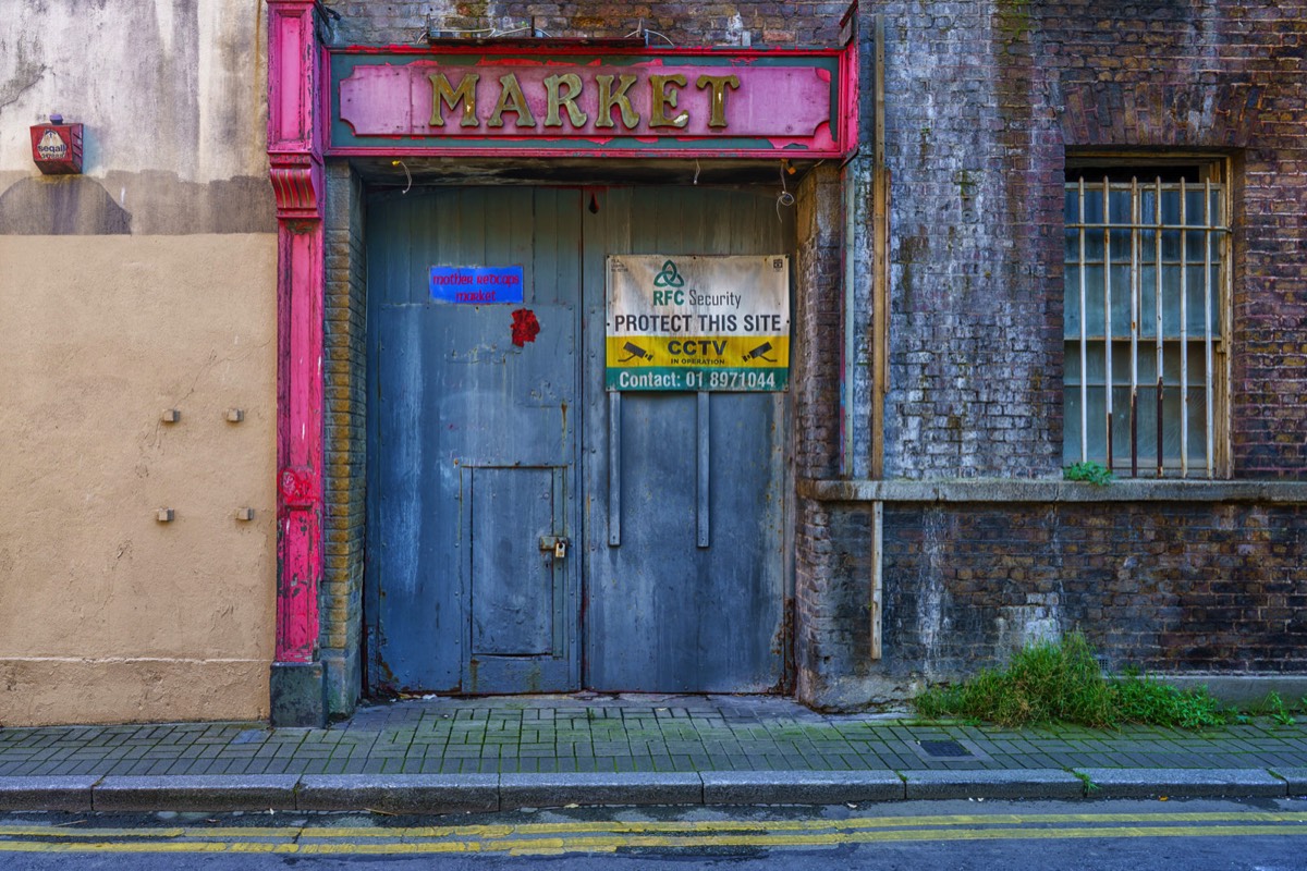 BACK LANE NEAR CHRIST CHURCH CATHEDRAL 003