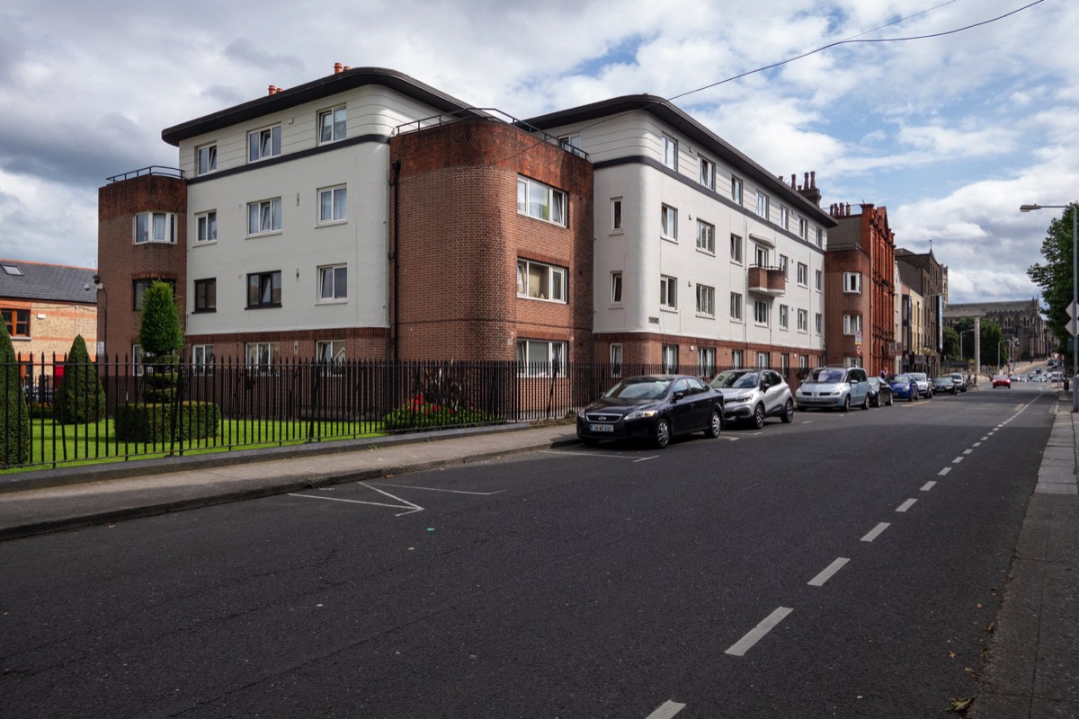 NEAR THE FOUR COURTS LUAS TRAM STOP - CHANCERY PLACE - CHANCERY STREET - WEST CHARLES STREET  007