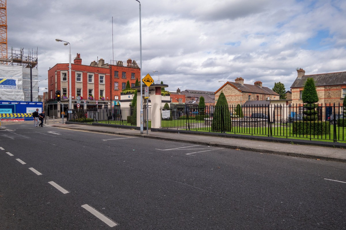 NEAR THE FOUR COURTS LUAS TRAM STOP - CHANCERY PLACE - CHANCERY STREET - WEST CHARLES STREET  011