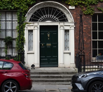  THE DOORS OF DUBLIN - NORTH GEORGE'S STREET 