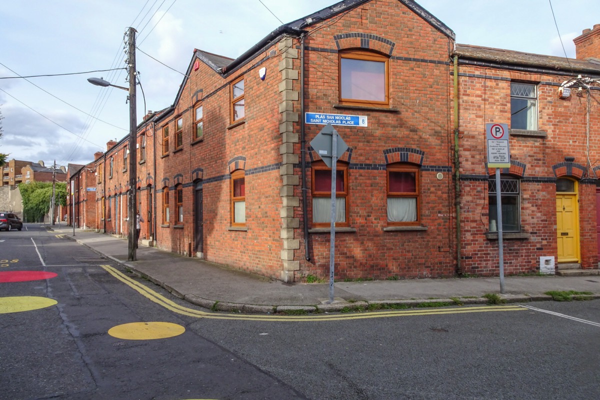 PENCIL SHAPED BOLLARDS  AND THE FRANCIS STREET SCHOOL ZONE  ON JOHN DILLON STREET - ST NICHOLAS PLACE - CLARENCE MANGAN SQUARE 002
