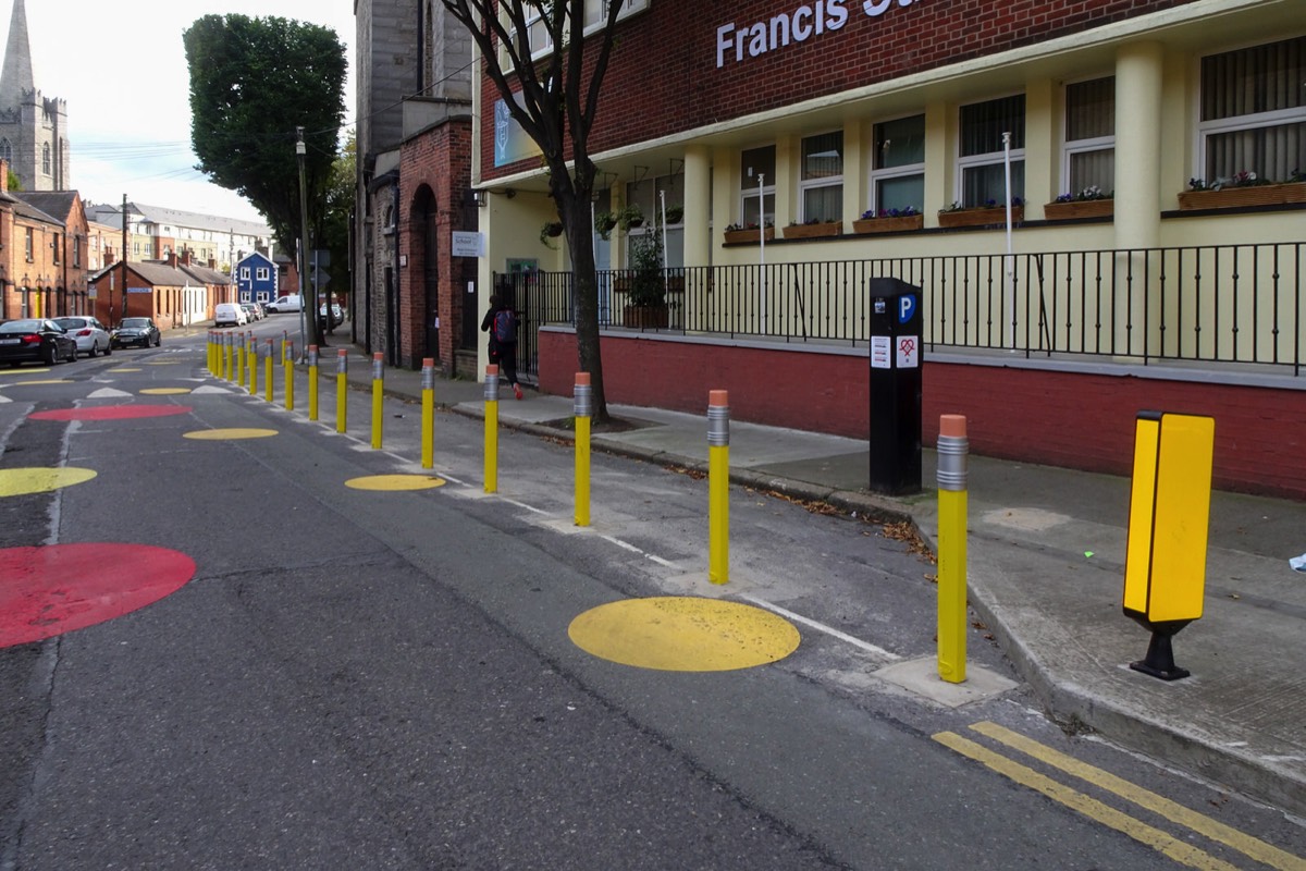 PENCIL SHAPED BOLLARDS  AND THE FRANCIS STREET SCHOOL ZONE  ON JOHN DILLON STREET - ST NICHOLAS PLACE - CLARENCE MANGAN SQUARE 003