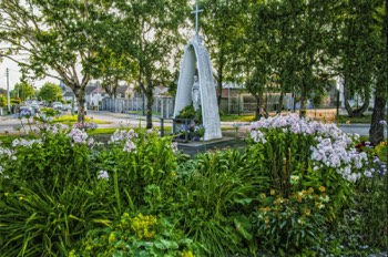 FAUSSAGH ROAD ROUNDABOUT MARIAN STATUE - MARY QUEEN OF LOURDES  