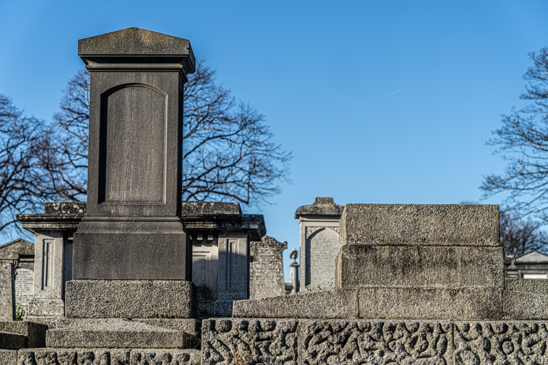 THE DECLINE AND RESTORATION OF A VICTORIAN CEMETERY 159710