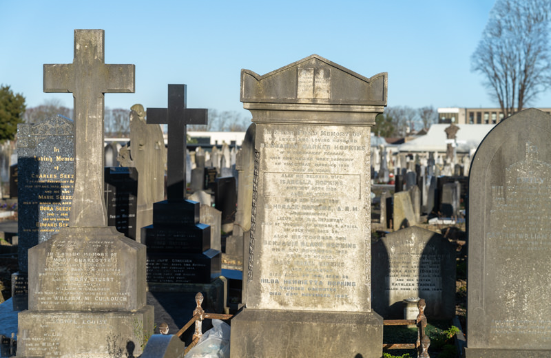 THE DECLINE AND RESTORATION OF A VICTORIAN CEMETERY 159753