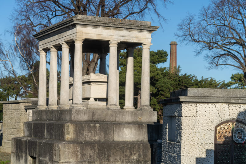 THE DECLINE AND RESTORATION OF A VICTORIAN CEMETERY 159774