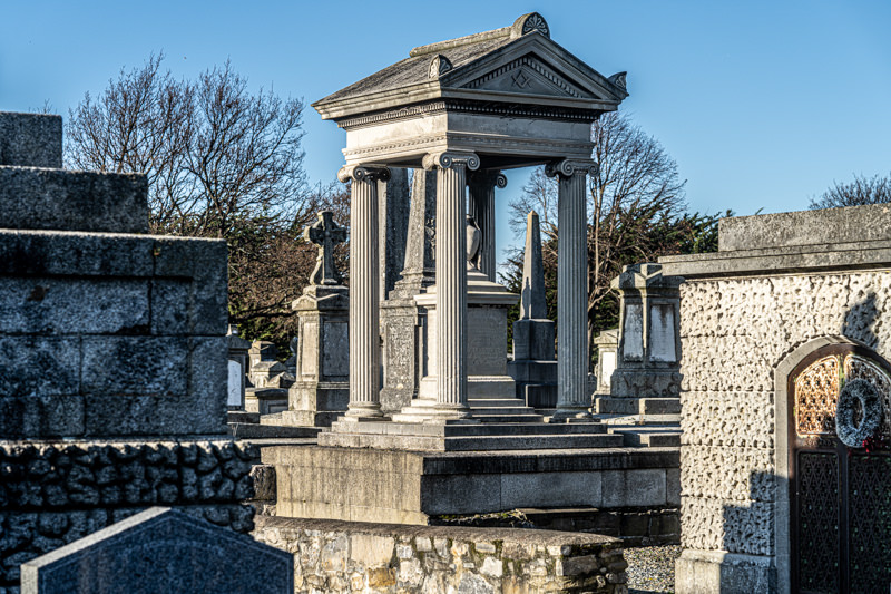 THE DECLINE AND RESTORATION OF A VICTORIAN CEMETERY 159780