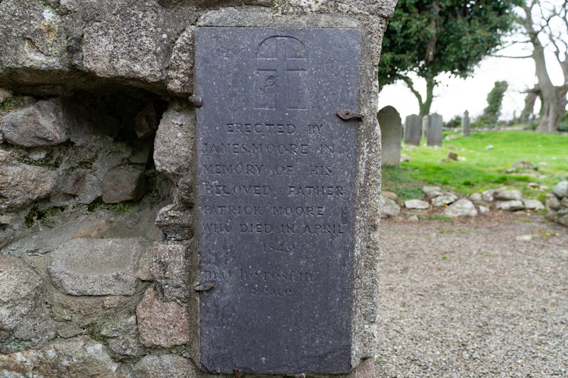 TULLY CHURCH AND GRAVEYARD 159610