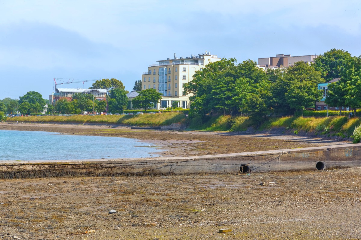 WATER FRONT - MALAHIDE COAST ROAD 003