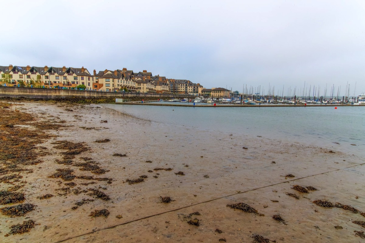 WATER FRONT - MALAHIDE COAST ROAD 004